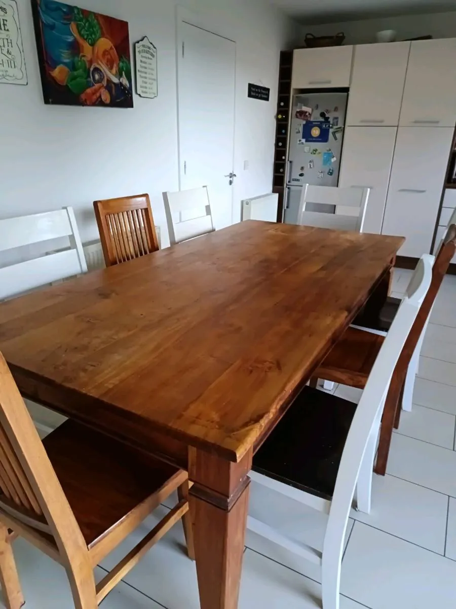 Dining table and chairs - Image 4