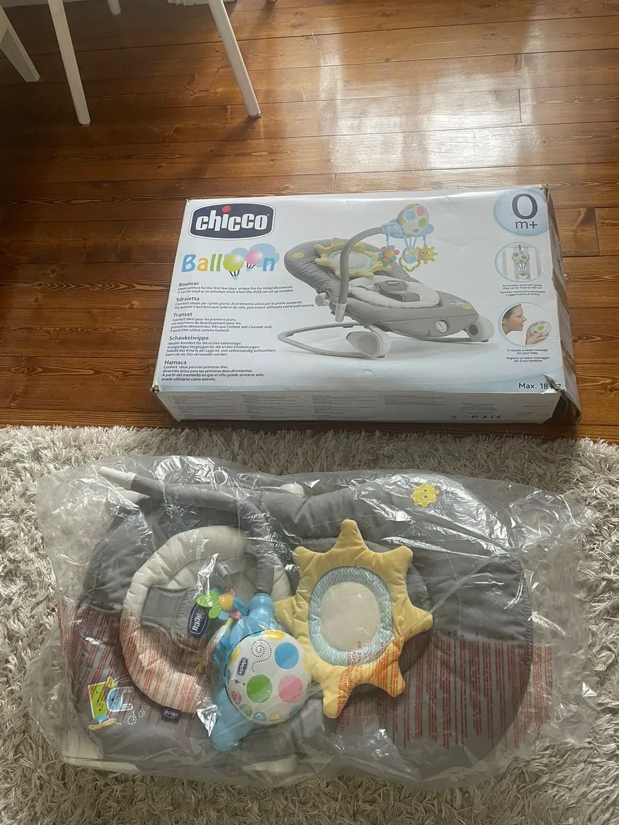 Chicco baby bouncer - Image 2