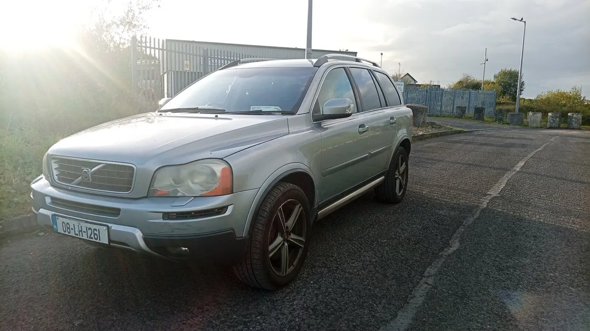 2008 Volvo XC90 Crewcab - Image 1