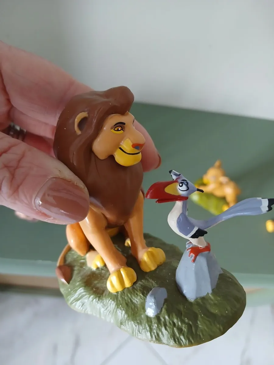 Disney collectibles - Image 2