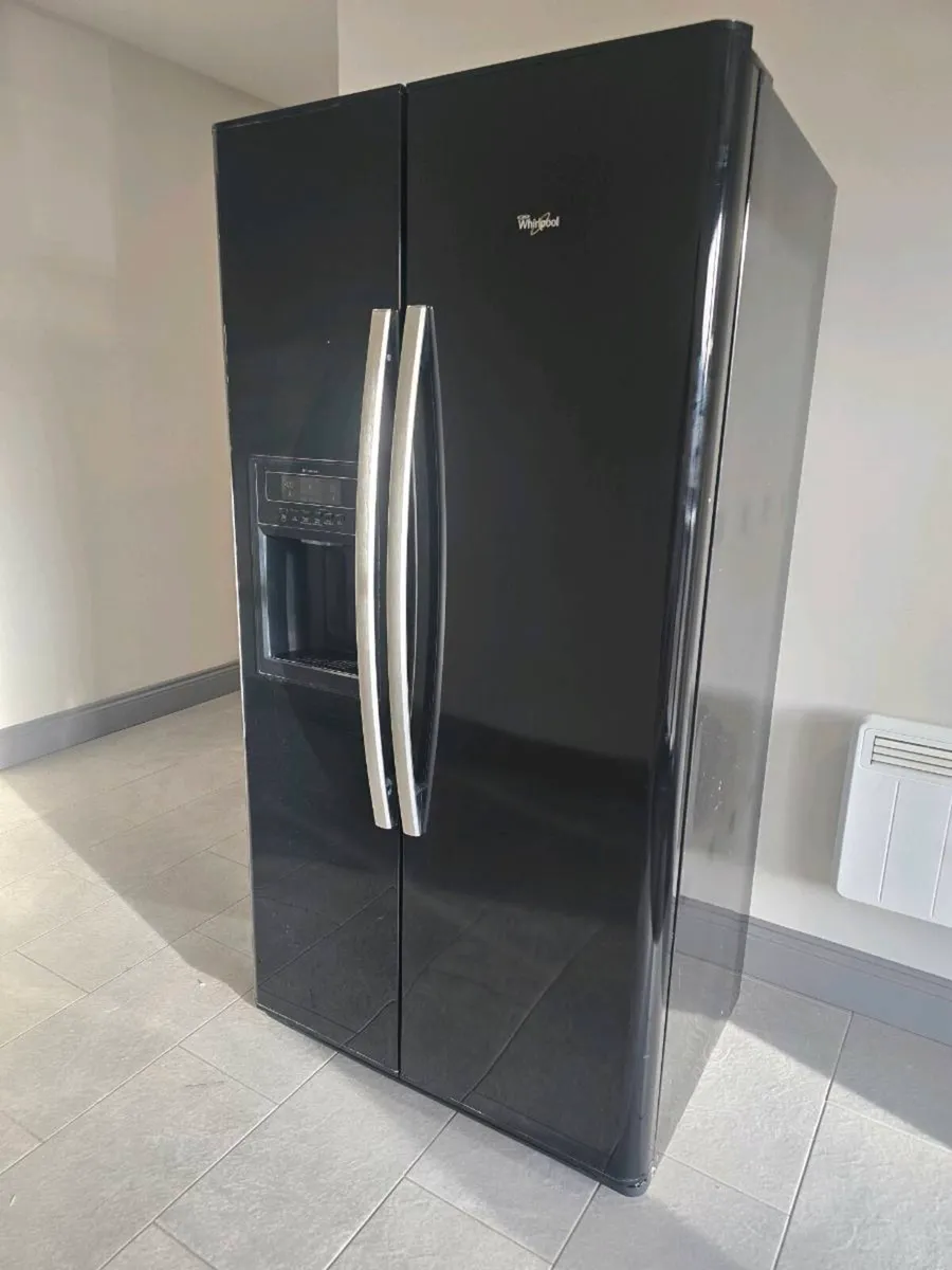 Whirlpool American Fridge Freezer - Image 2