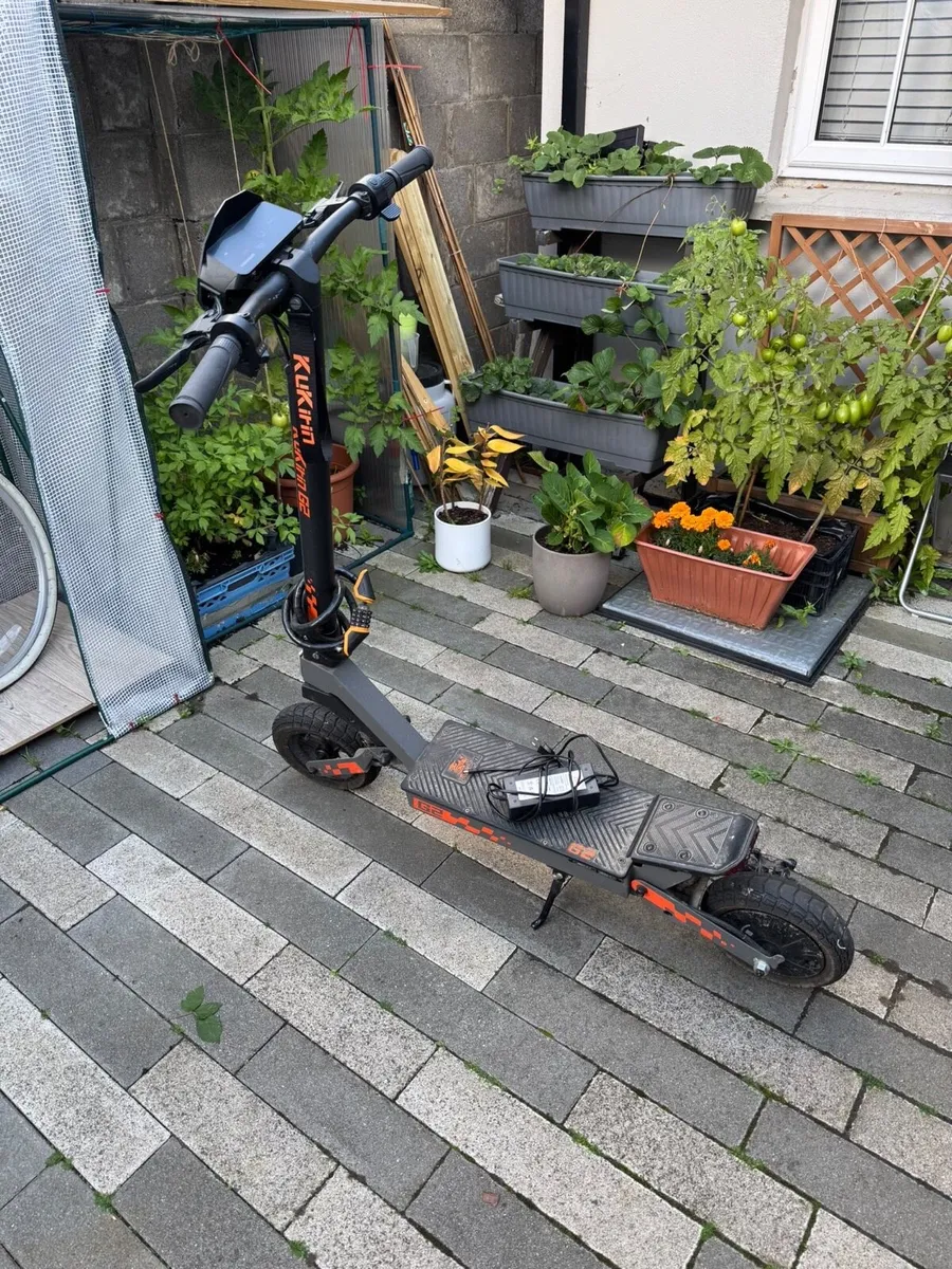 Electric scooter - Image 1