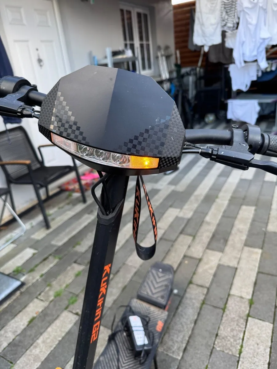Electric scooter - Image 3