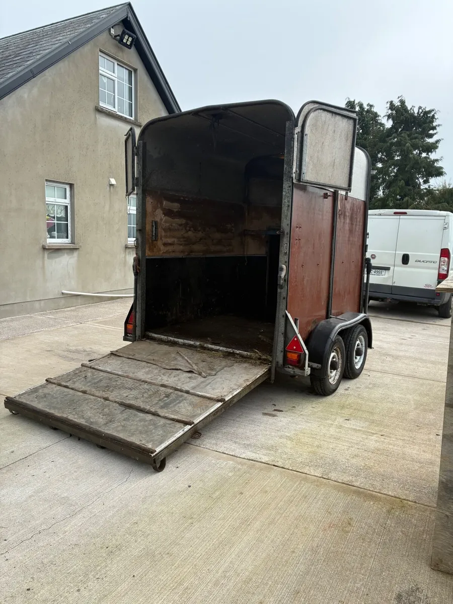 Horsebox - Image 1