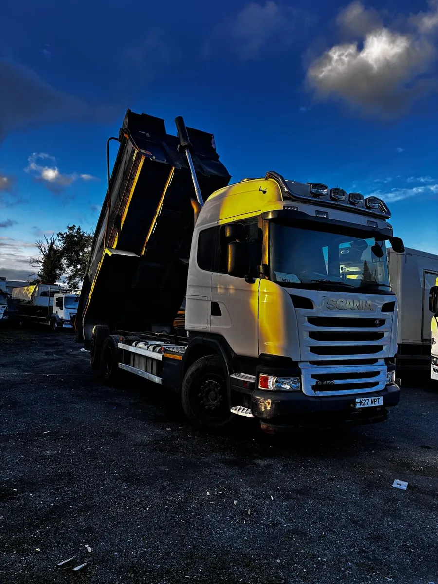 2017 g450 6x2 tipper piped - Image 1