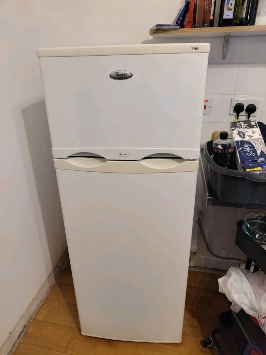 Whirlpool frodge - Image 1
