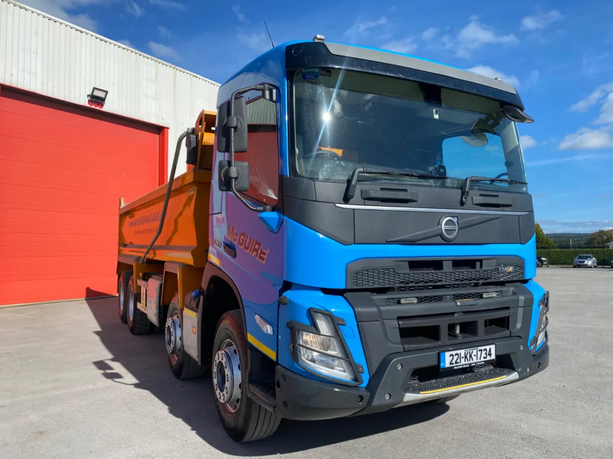 2022 Volvo FMX 420 8x4 Tipper - Image 3