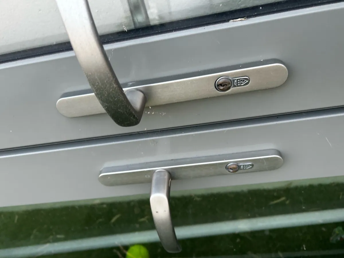 Triple glaced 2 door porch doors - Image 4