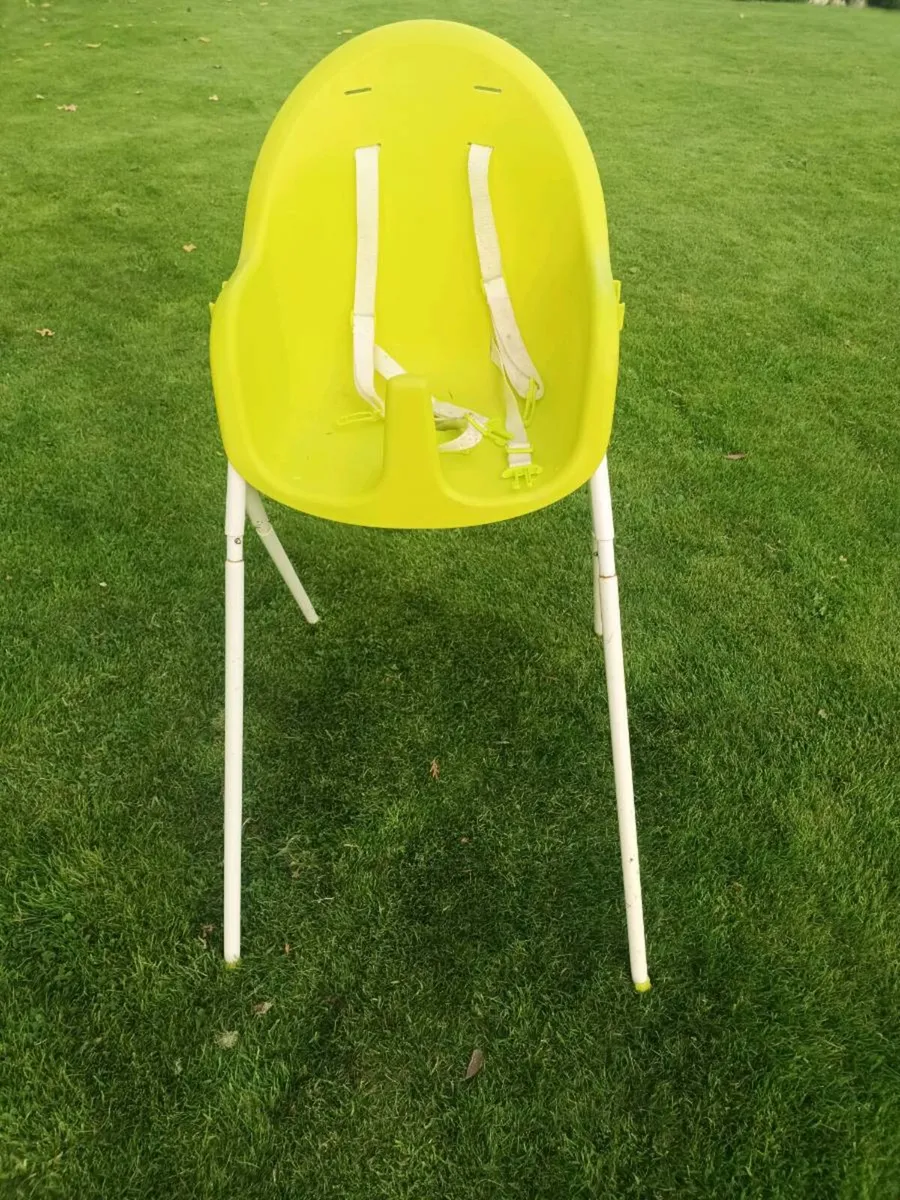High chair 💺 - Image 2