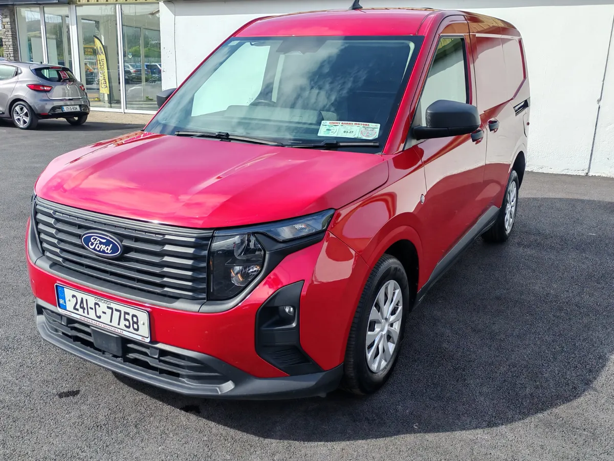 Ford Transit Courier 2024 - Image 4