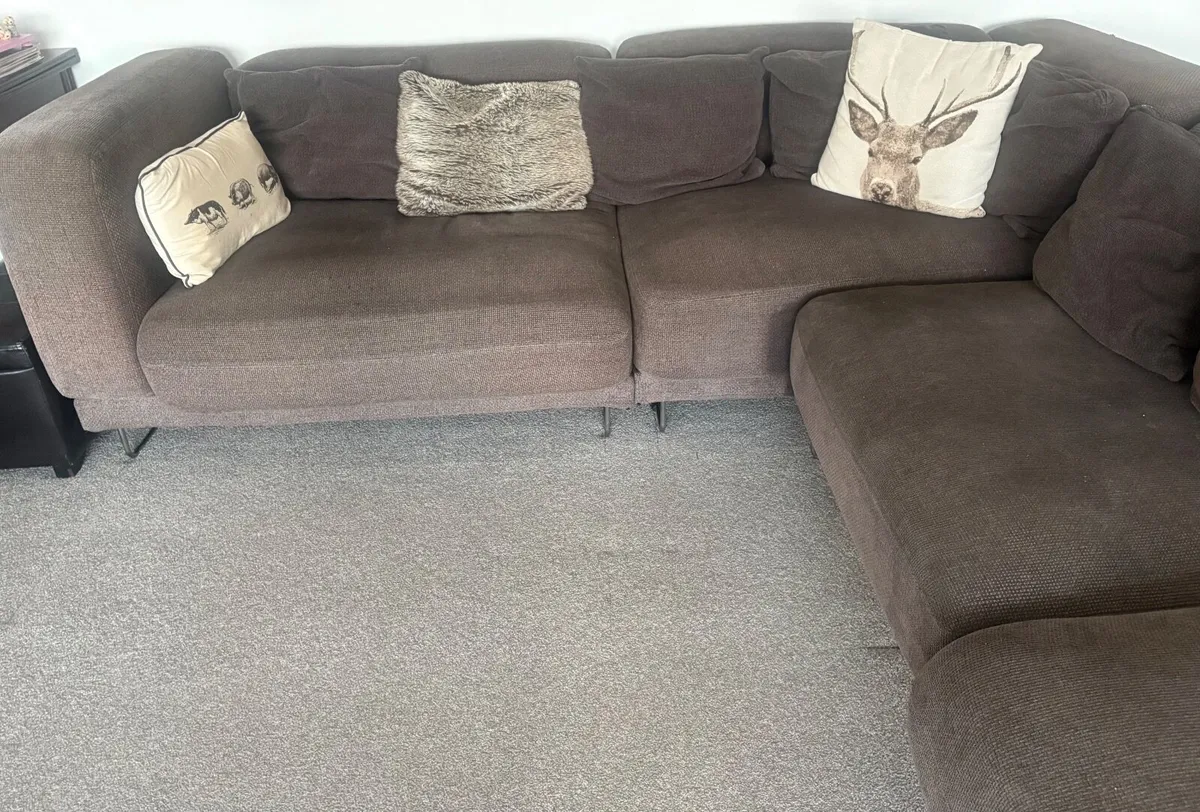 Corner couch - Image 2