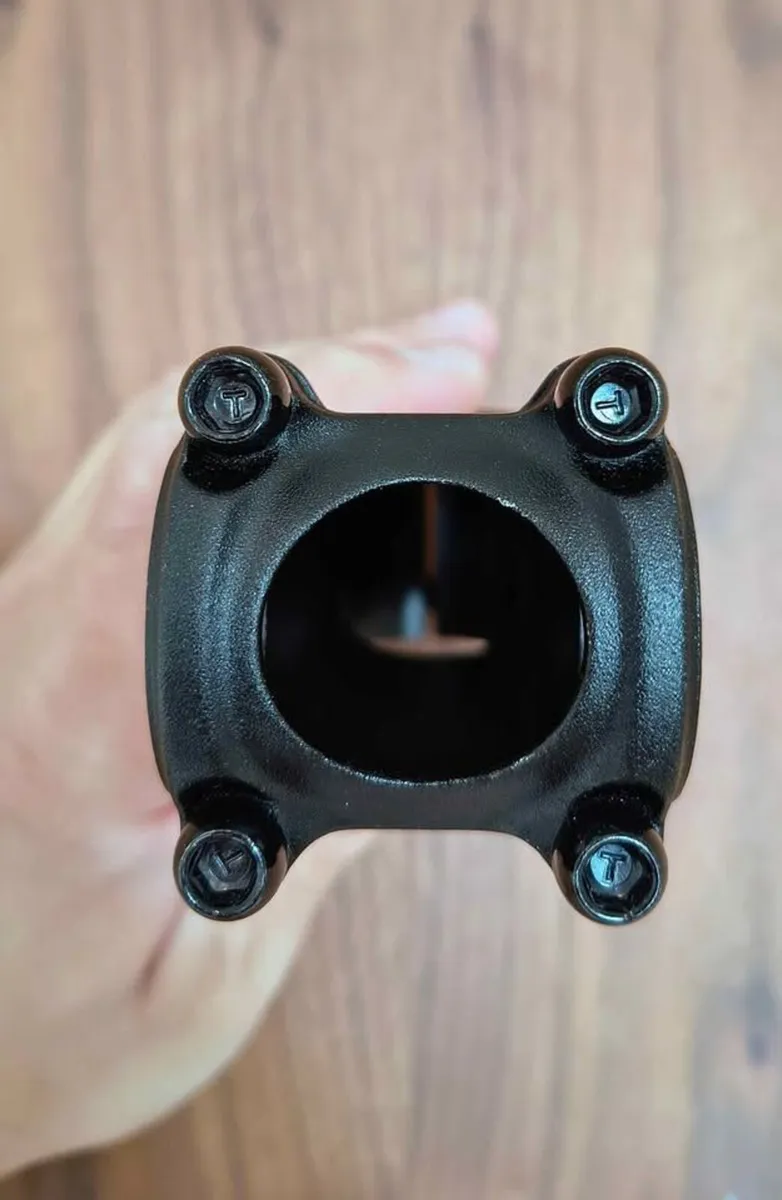 Cube 90 mm stem - Image 3