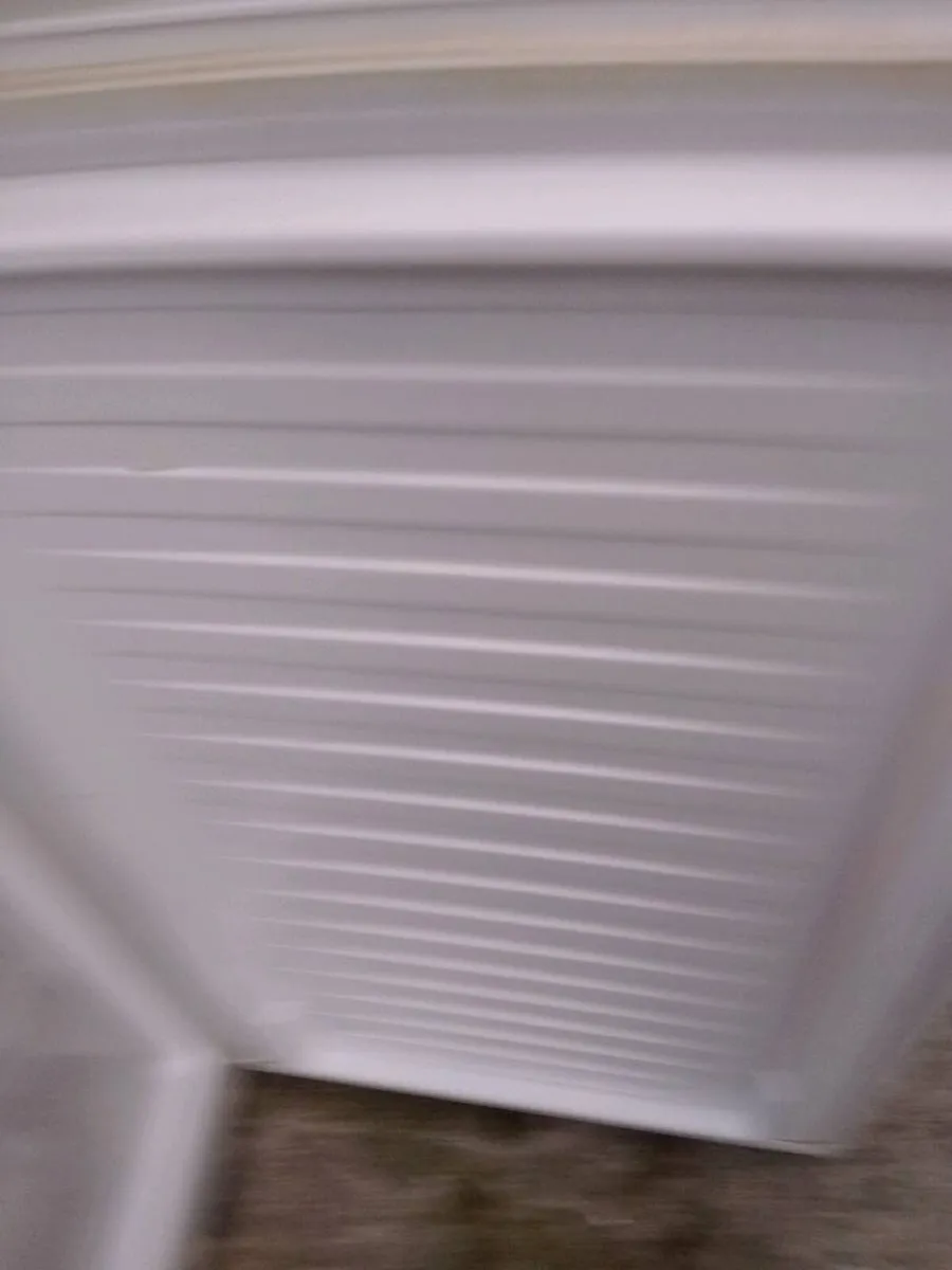 Power point fridge freezer - Image 3
