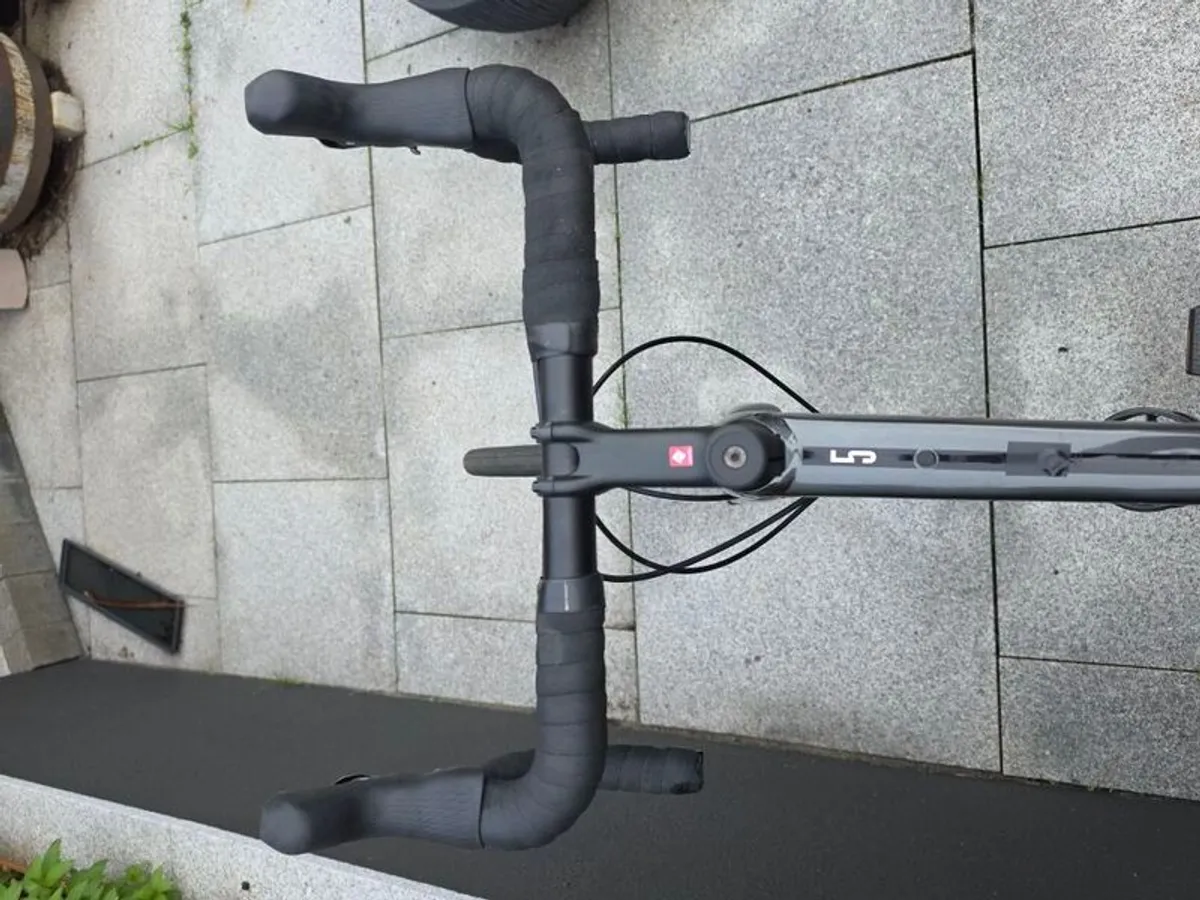 trek Domane AL 5 Gen 3 - Image 3