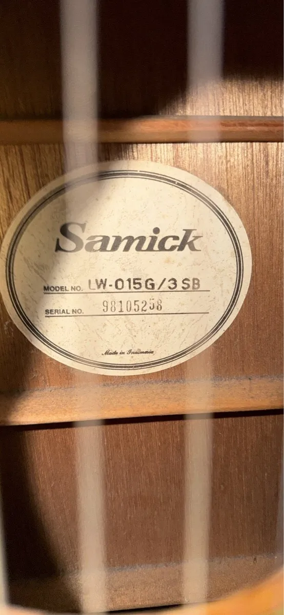 Samick acoustic guitar - Image 4