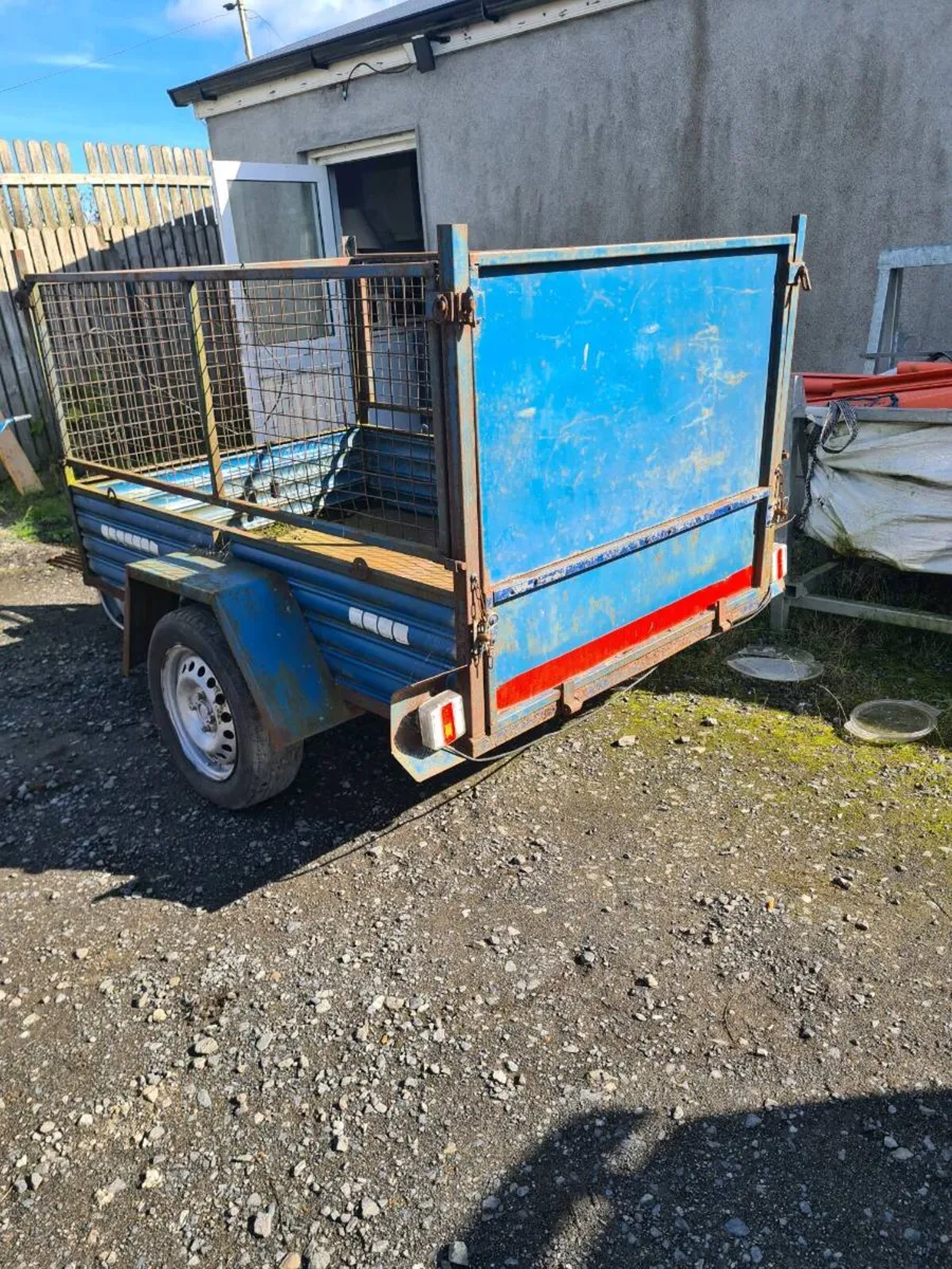Trailer - Image 2