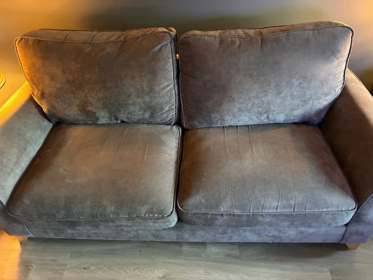 Couch - Image 3