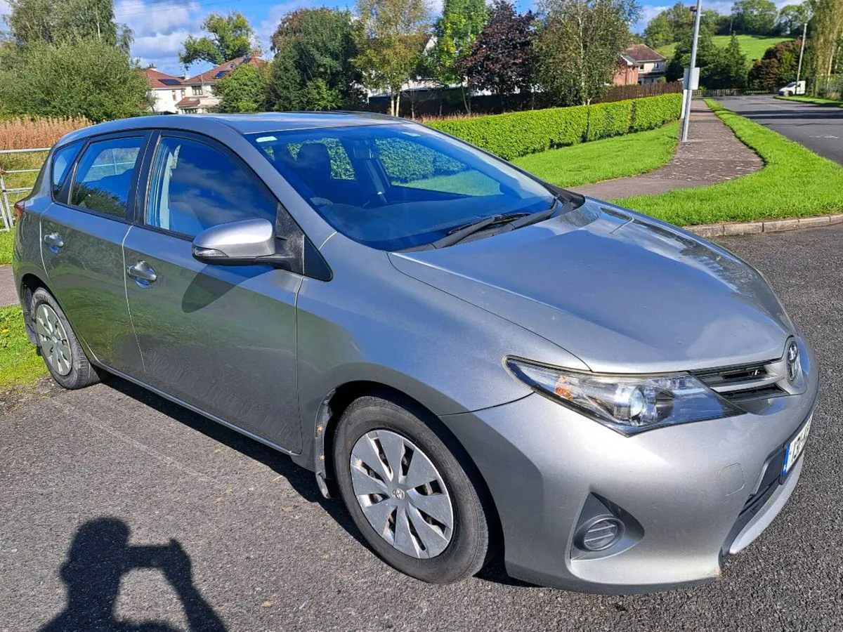 2013 Toyota Auris D4d - Image 1