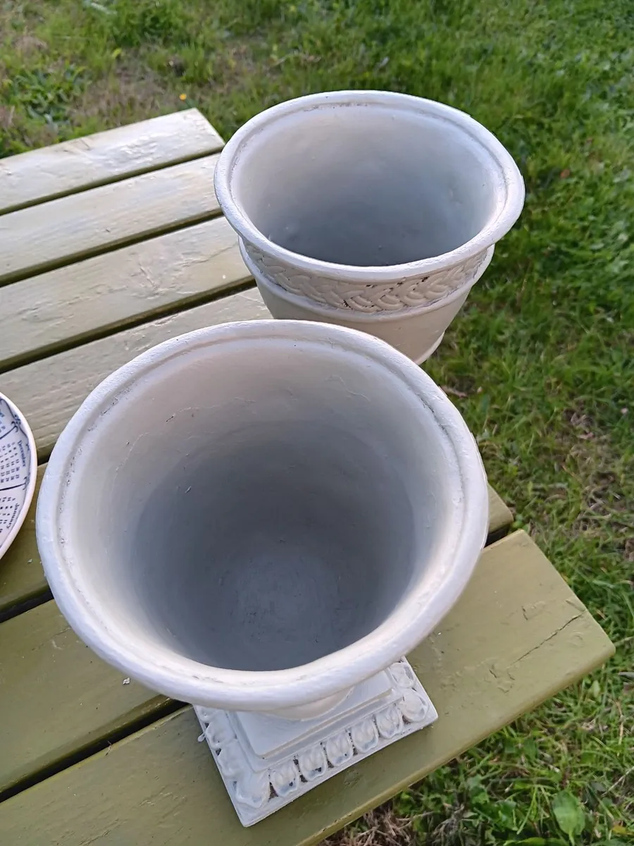 Vintage pots - Image 2