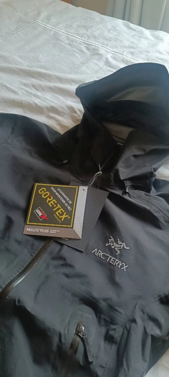 Arc'teryx Jacket (small men's) - Image 3