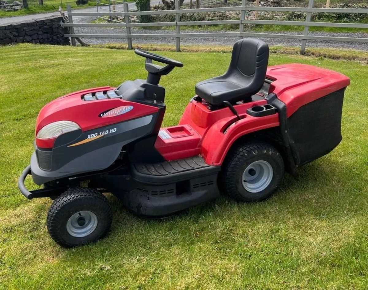 CASTLEGARDEN RIDE ON MOWER - Image 4