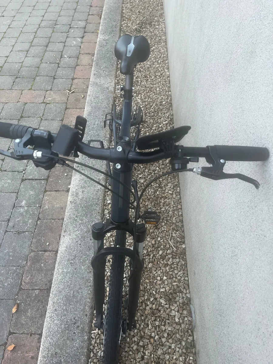 Decathlon Riverside 500 Hybrid Bike - Image 2