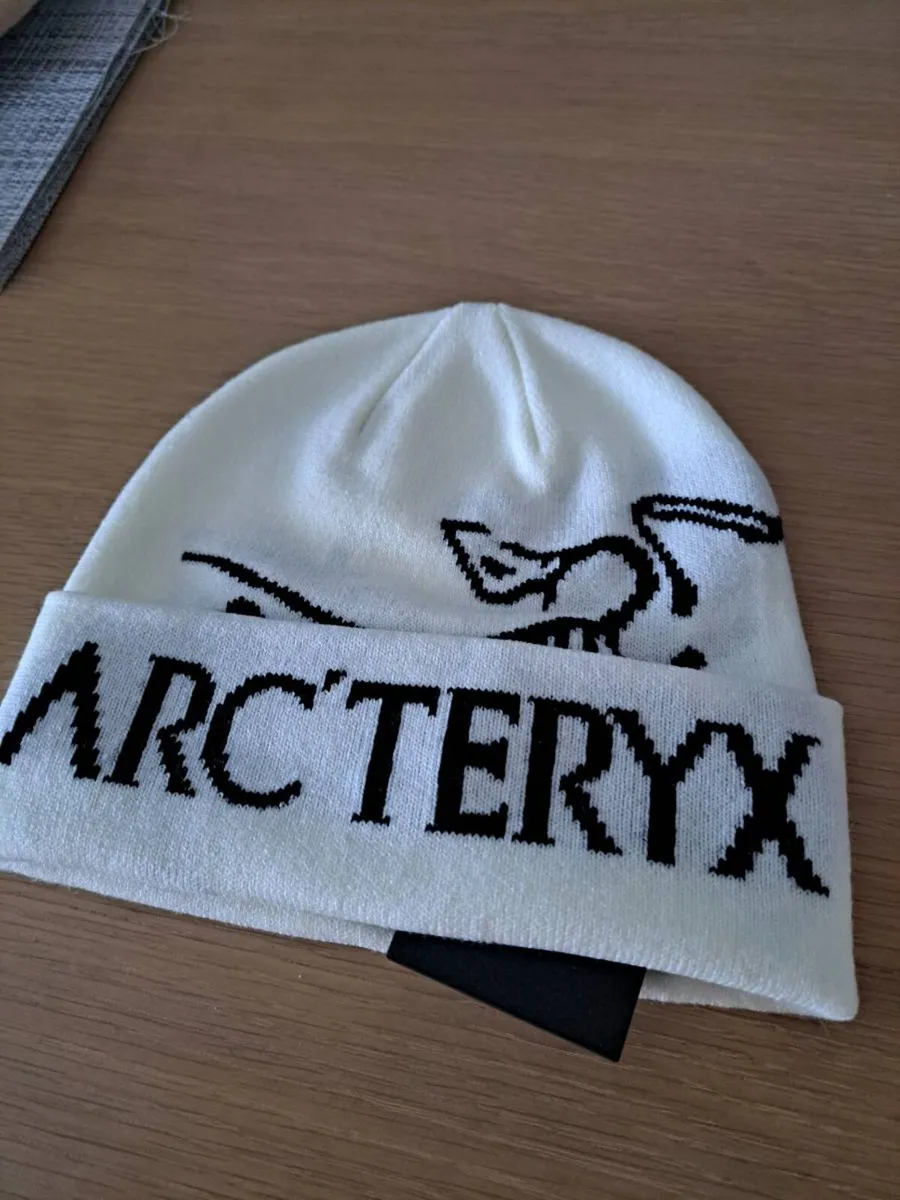 Arc'teryx Hat White - Image 2