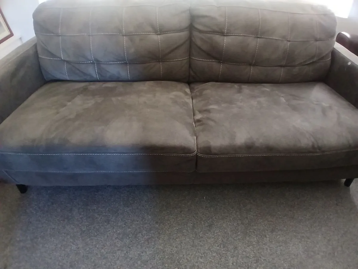 Couch - Image 1