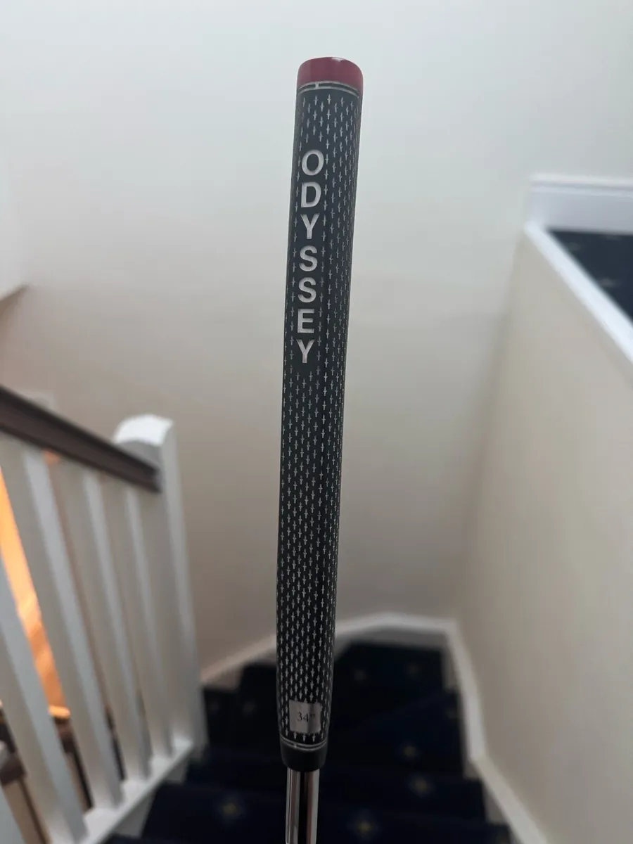 Odyssey White Hot Pro #7 Putter – 34” - Image 1