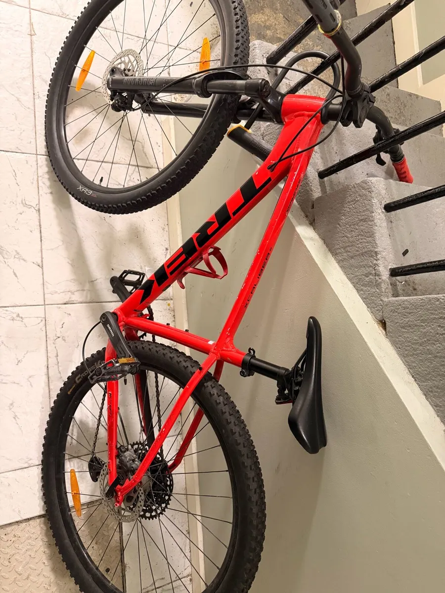 Trek X caliber 8 - Image 1