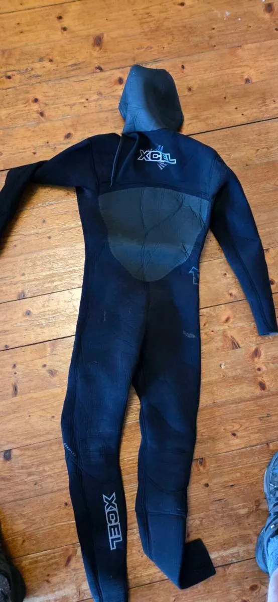 Winter Wetsuits - Image 4