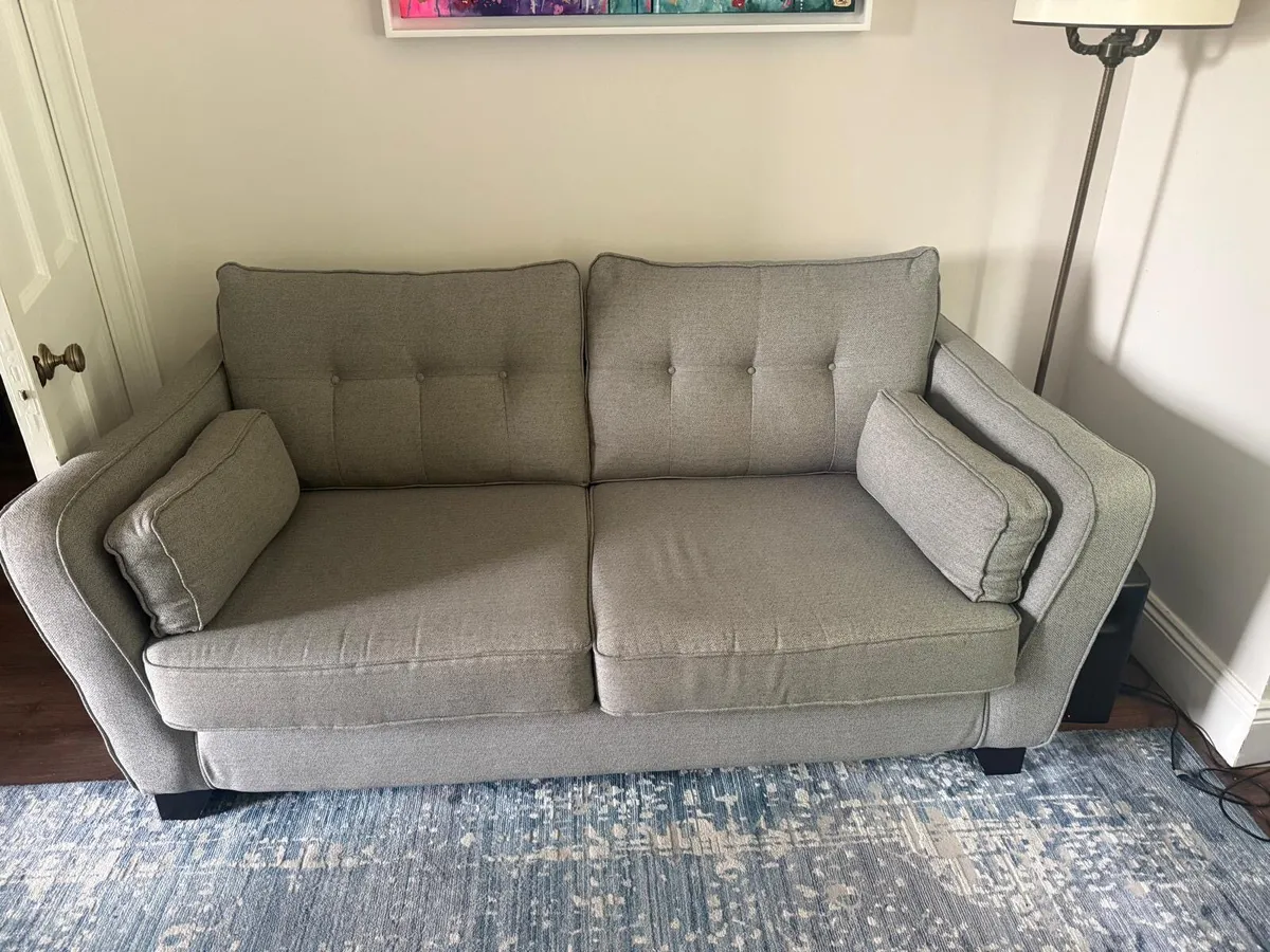 2-seat and 3-seat matching sofa/couch set - Image 3