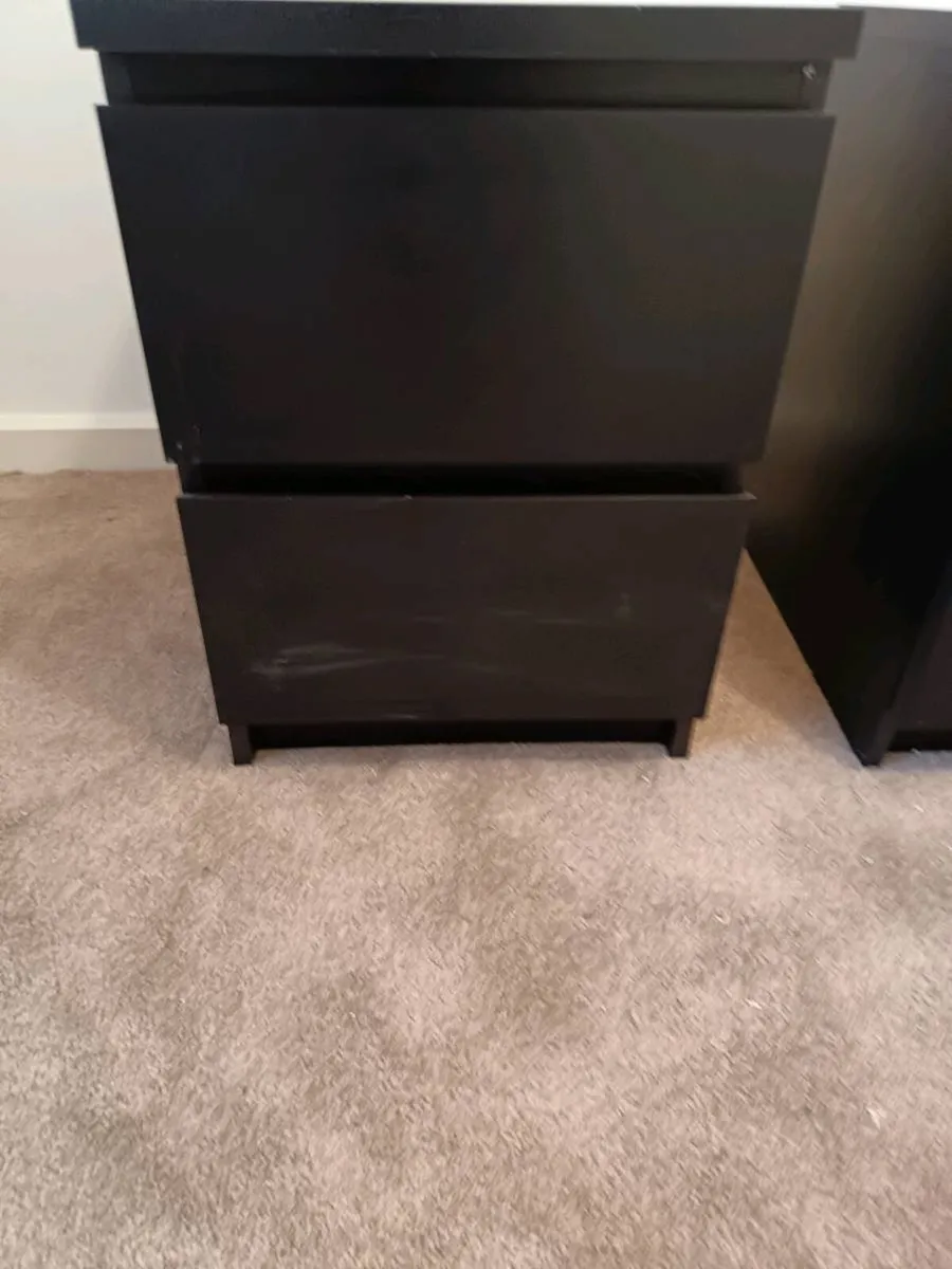 Side lockers - Image 2