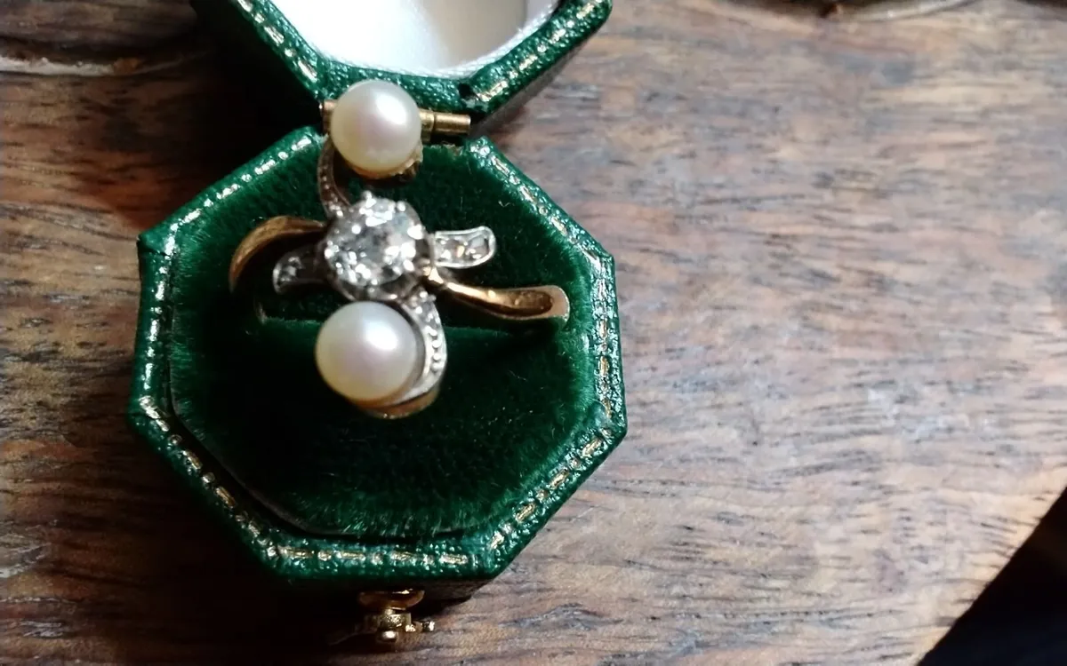 18ct & platinum Diamond & pearl Victorian ring M - Image 1