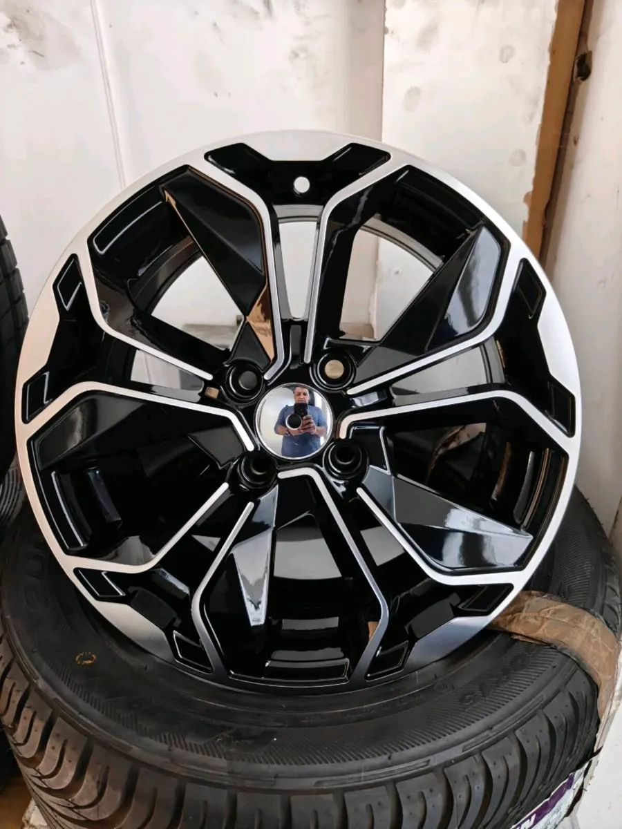 15" 4x100 Alloy wheel Toyota Honda Nissan Hyundai - Image 1