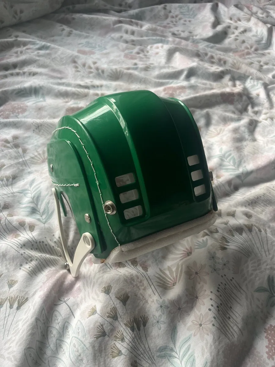 Gola Hurling Helmet - Image 3
