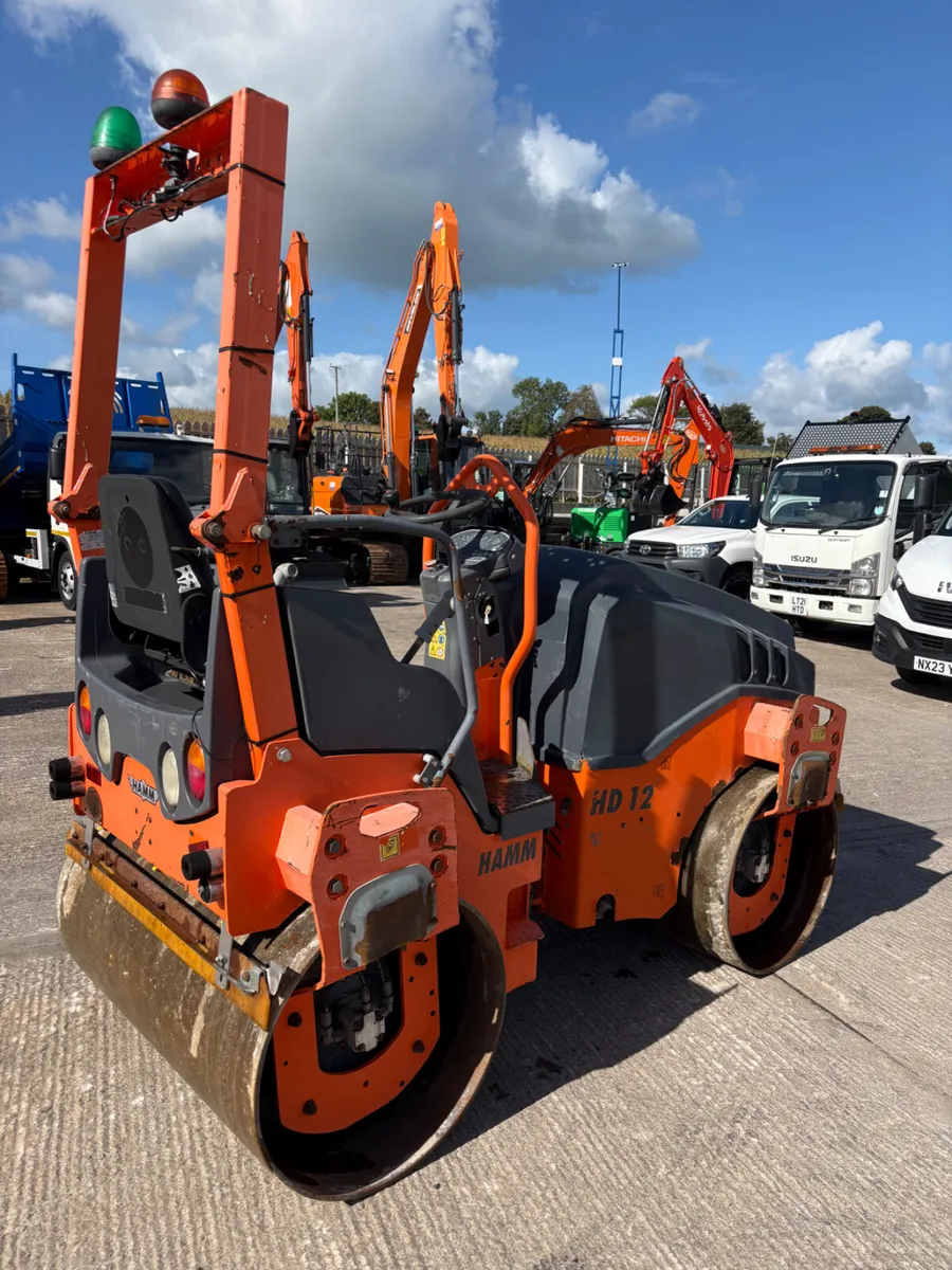 HAMM HD12VV Only 412 Hours - Image 2