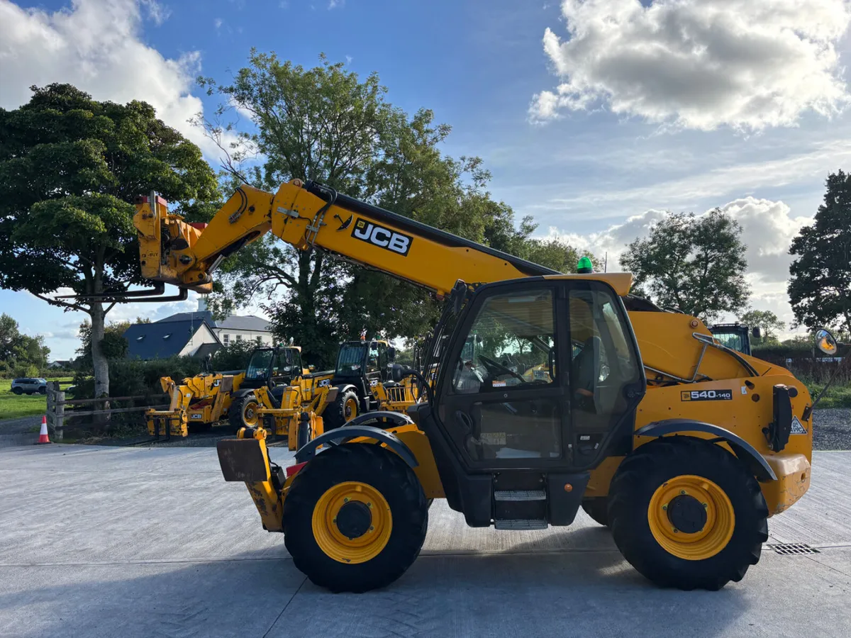 2019 JCB 540-140  (Joystick Control) - Image 1
