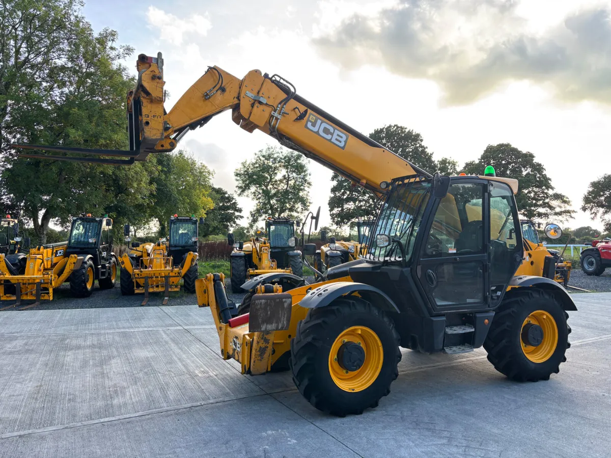 2019 JCB 540-140  (Joystick Control) - Image 2