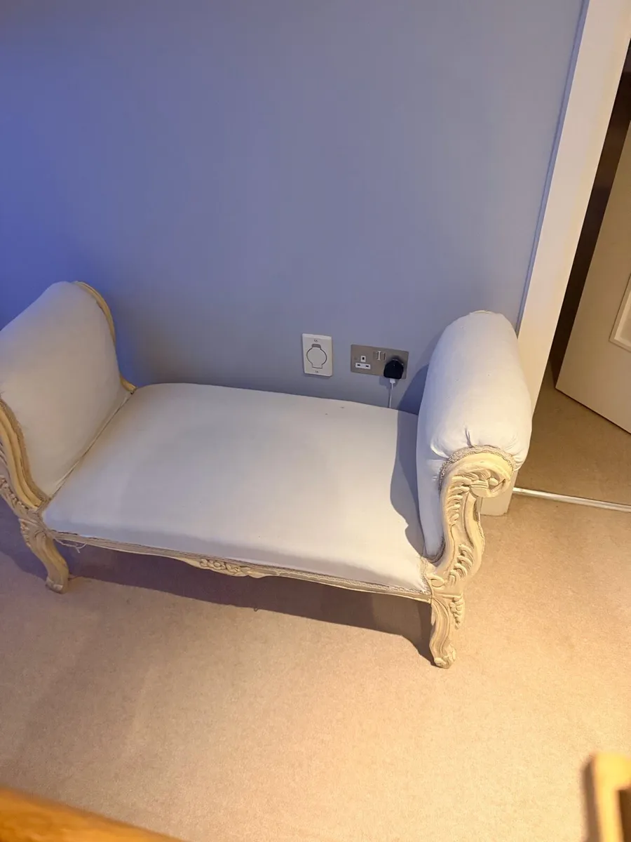 Bedtime Chair - Image 2