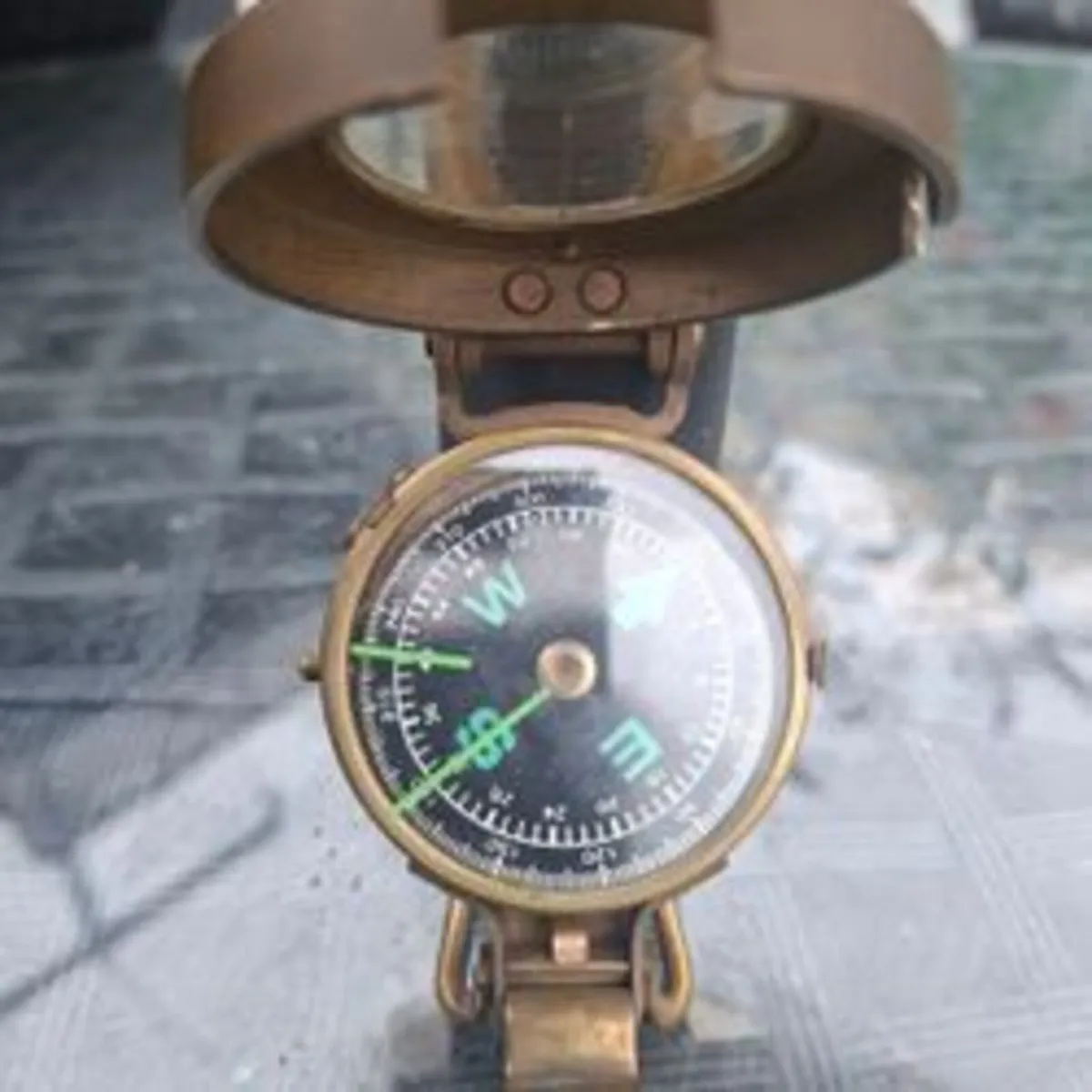 Vintage Stanley London pocket Compass - Image 1