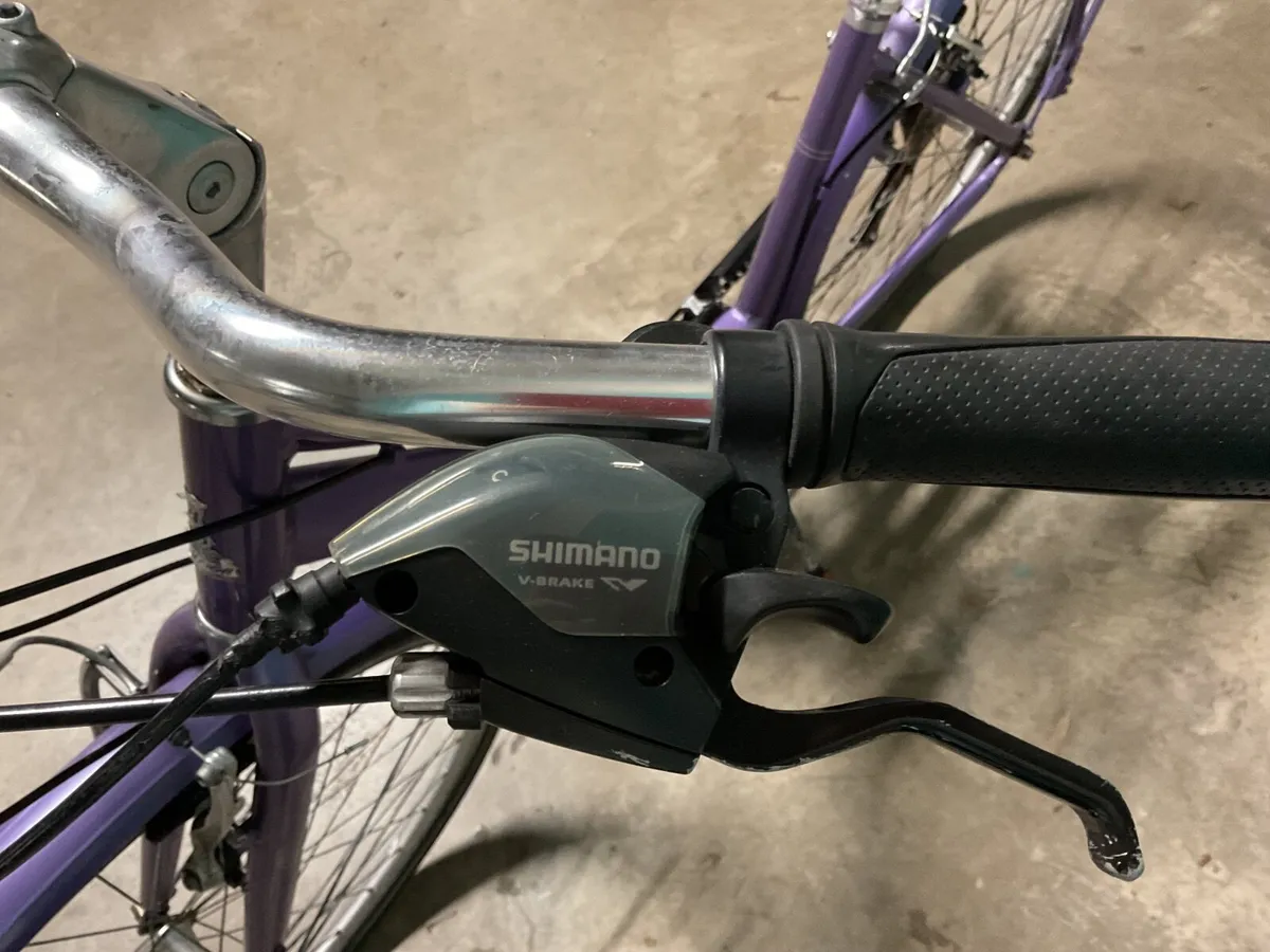 Raleigh pioneer Ladies Hybrid Bike - Image 4