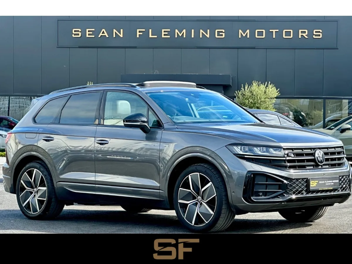 Volkswagen Touareg V6 BLACK EDITION TDI 2 SEAT - Image 1