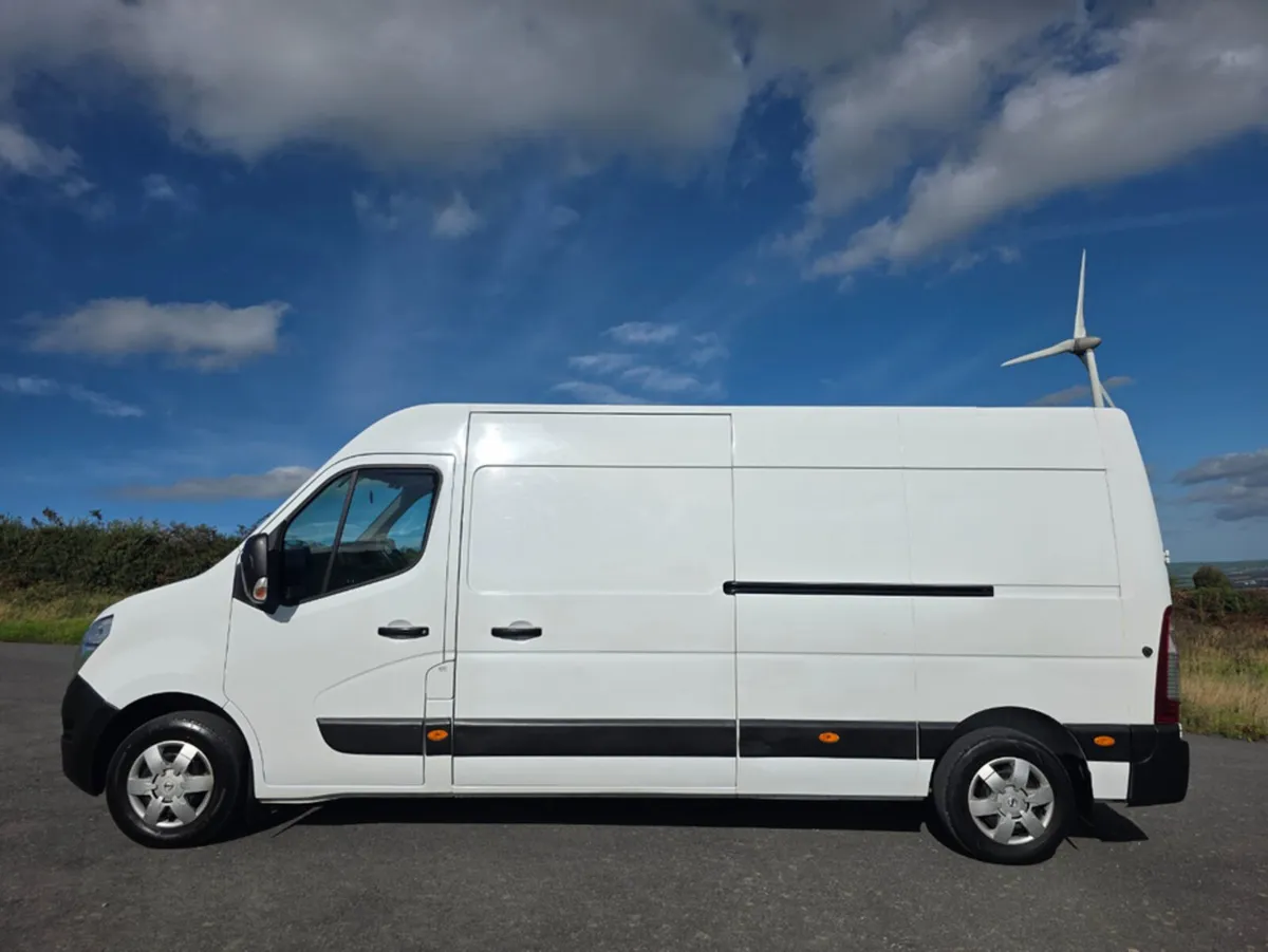 Nissan NV400 L3 H2 FWD 135 2 SLIDING DOORS - Image 1