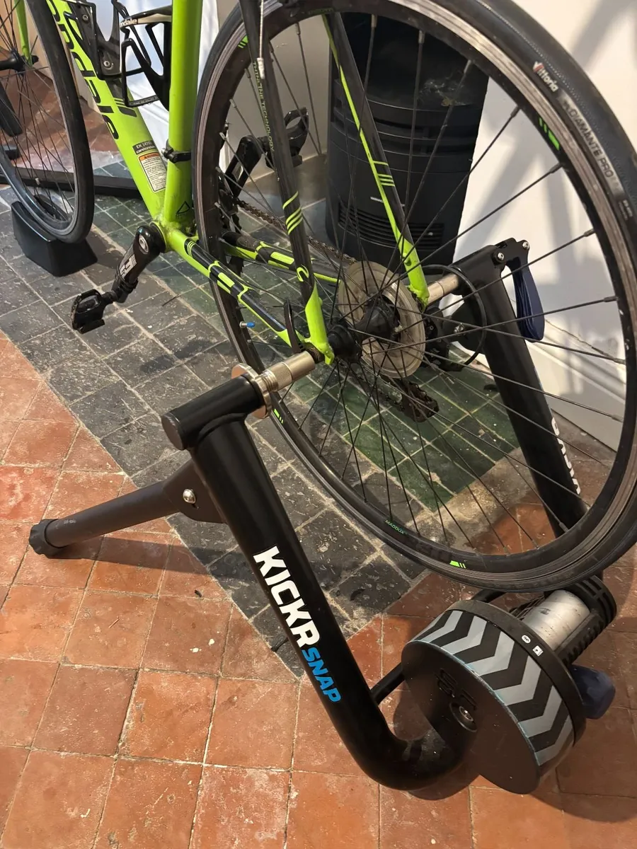 Wahoo Smart Trainer Setup & Cannondale 105 Bike - Image 2