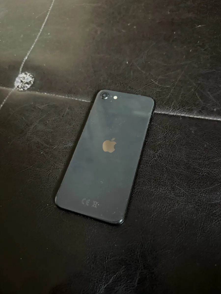 iPhone SE 2022 64gb - Image 3