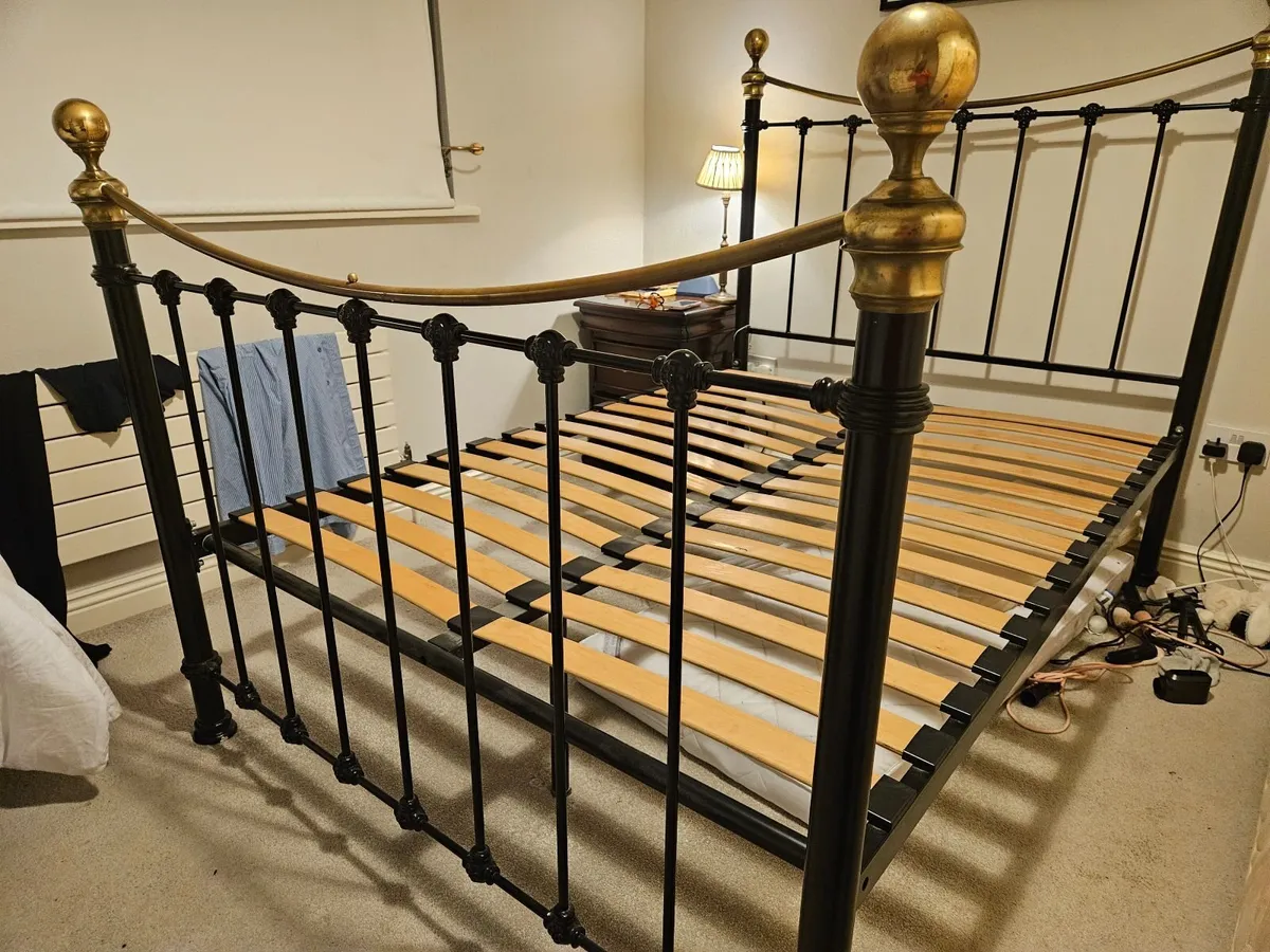 Bed frame - Image 4