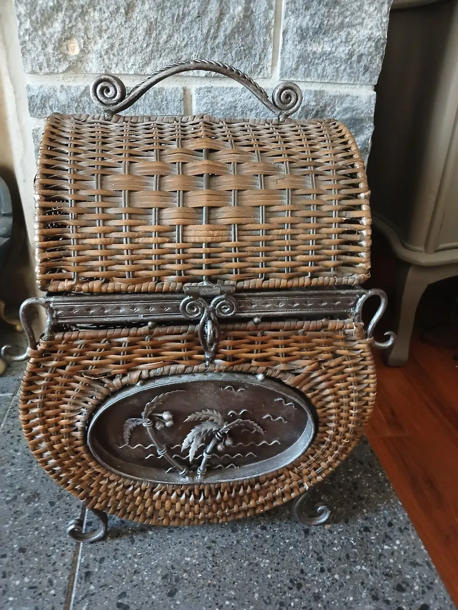 Fireside chest - Image 1