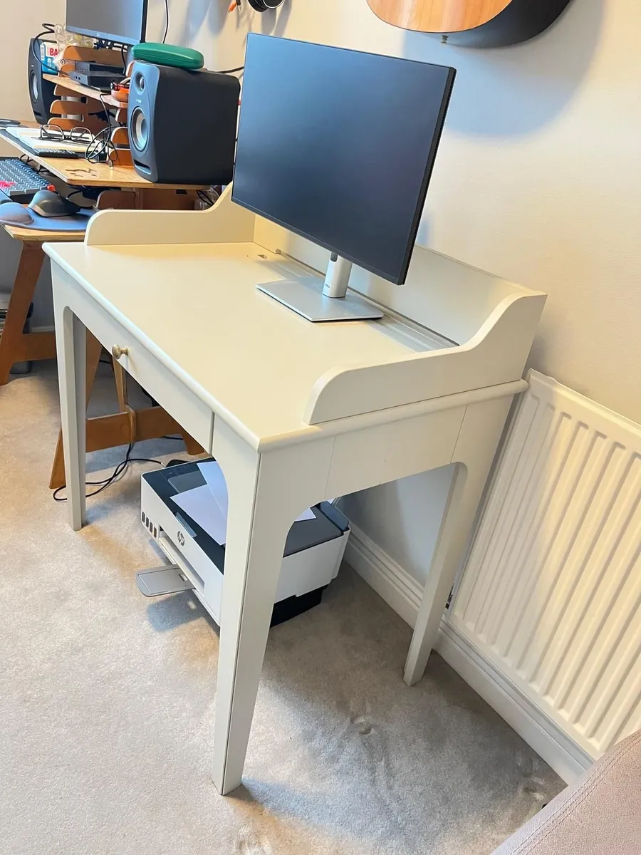 Compact desk with drawer - Image 1