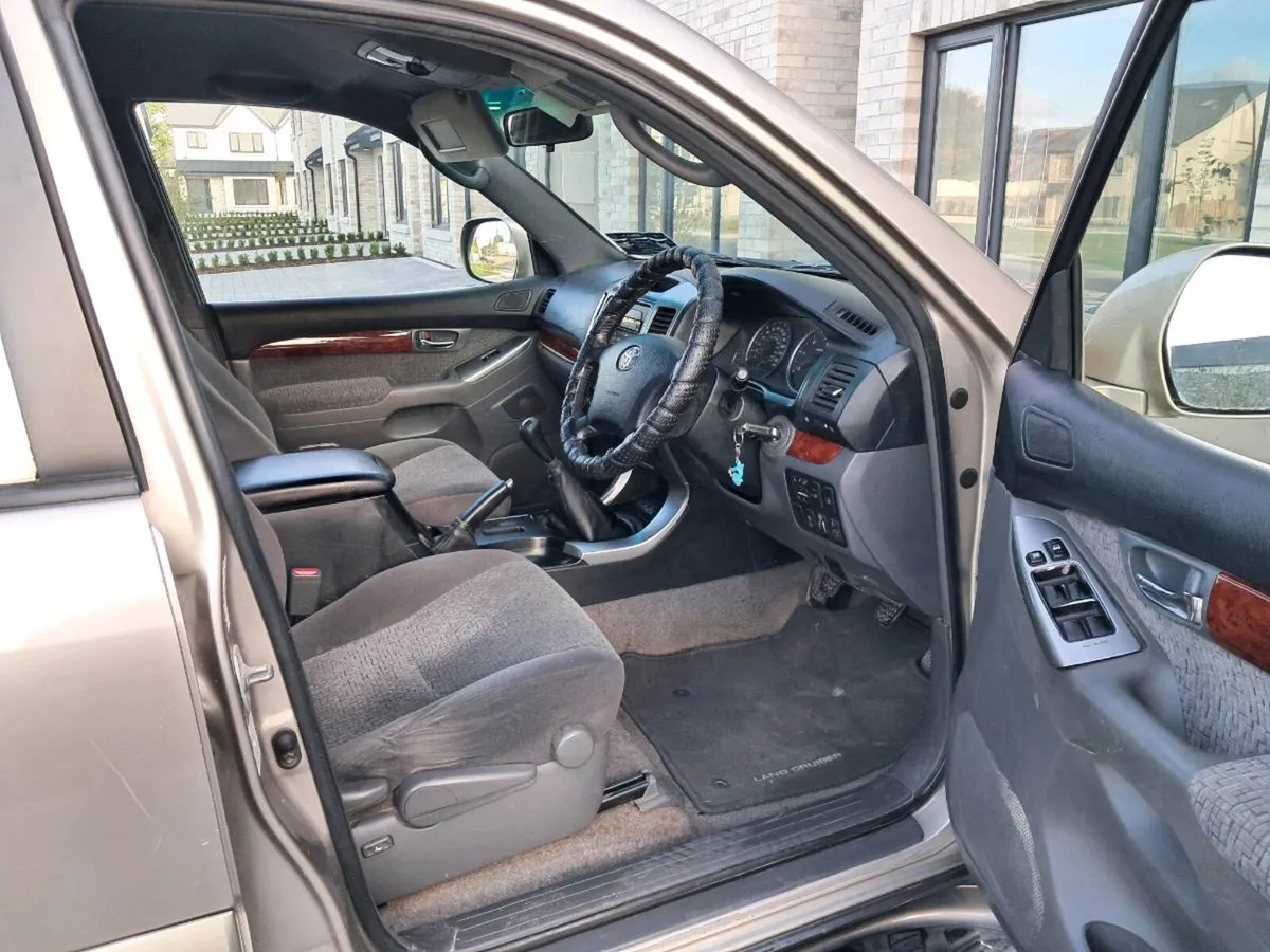 2003 toyota landcruiser lwb low miles - Image 3